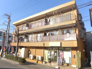 エソール・戸田２１外観写真
