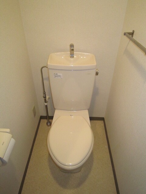 物件内観写真13　(トイレ)