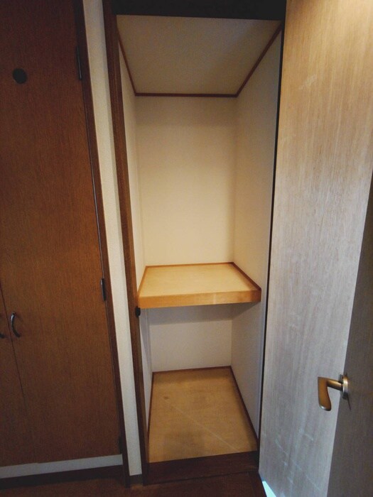 物件内観写真20　(収納)