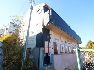 ＤＥＮあざみ野外観写真