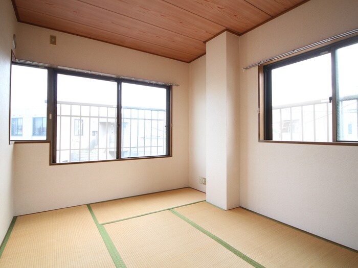 物件内観写真18　(居室)