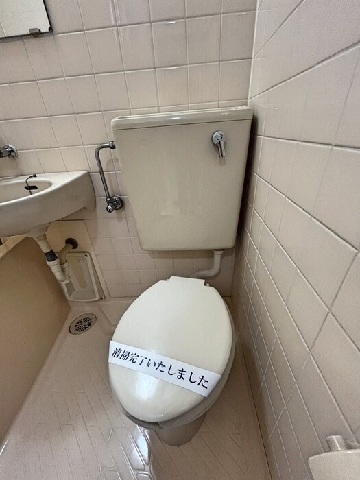 物件内観写真12　(トイレ)