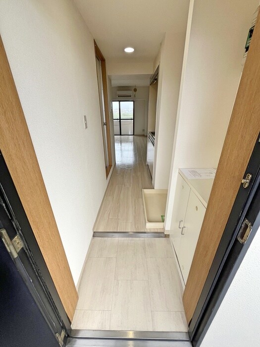 物件内観写真15　(廊下)