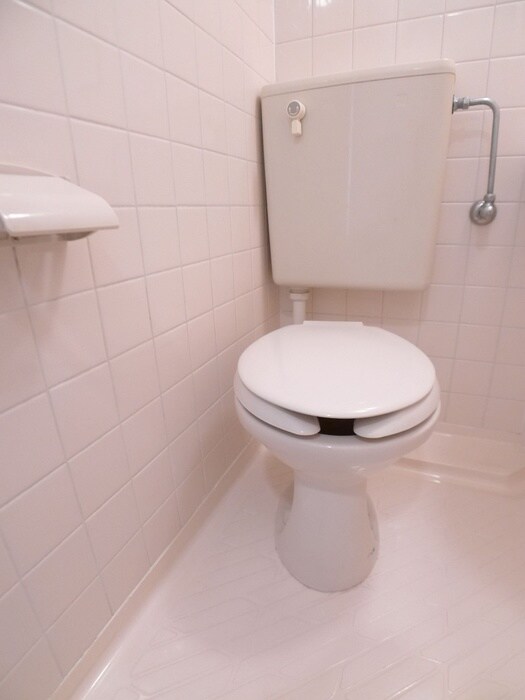 物件内観写真16　(トイレ)