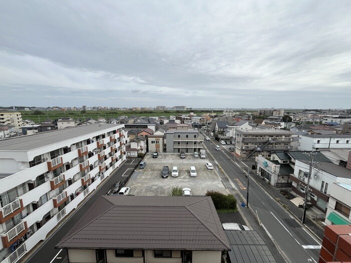 物件内観写真18　(室内からの展望)