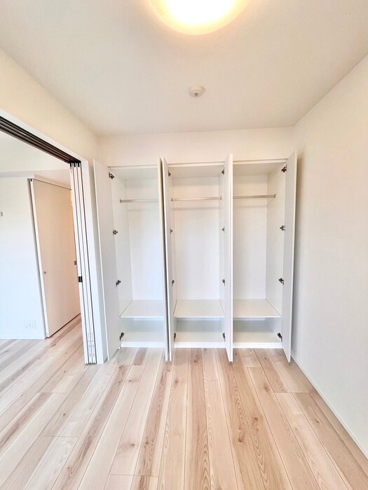 物件内観写真11　(収納)