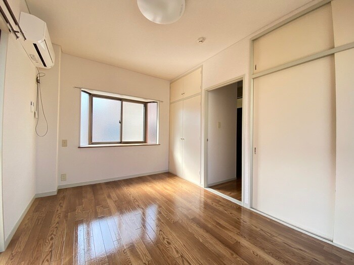 物件内観写真18　(居室)