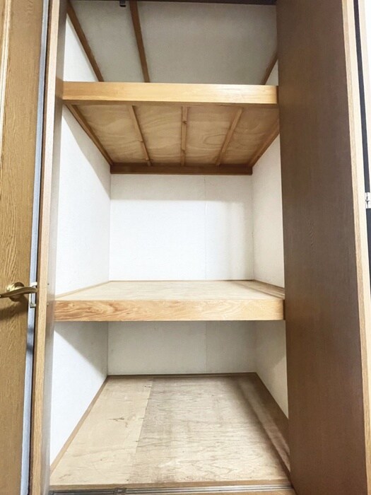 物件内観写真11　(収納)