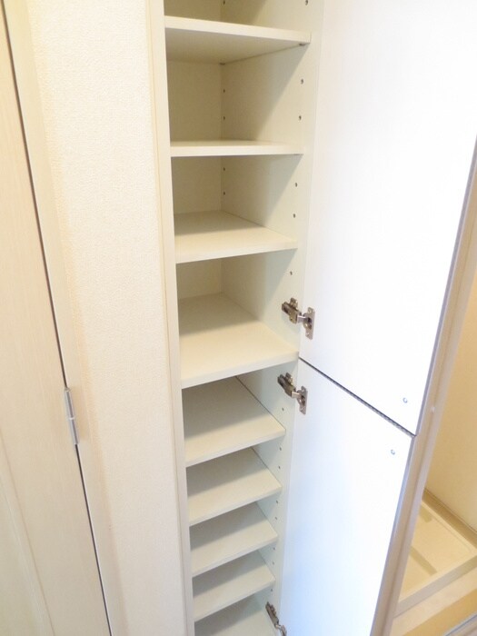 物件内観写真12　(靴箱)