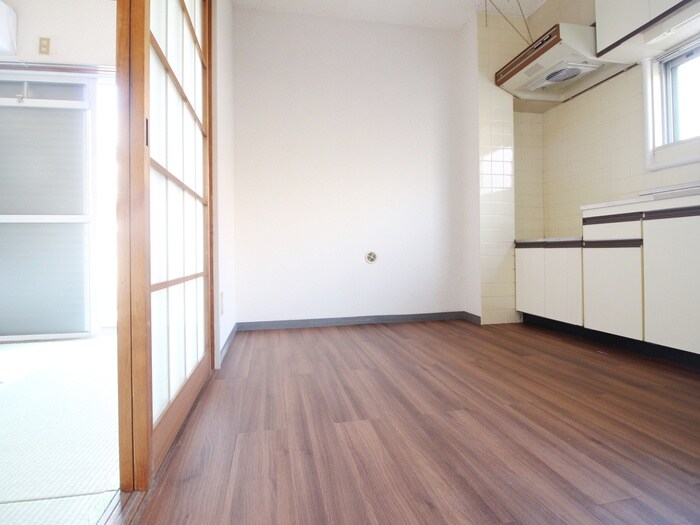 物件内観写真11　(居室)