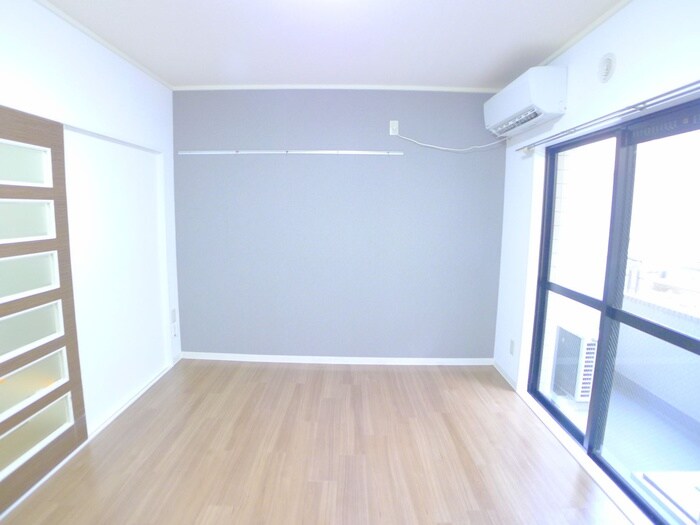物件内観写真21　(居室)