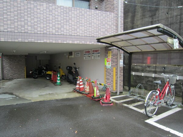 駐輪場