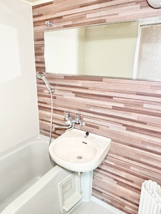 物件内観写真11　(洗面)