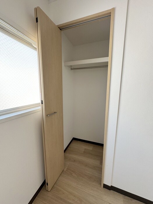 物件内観写真18　(収納)