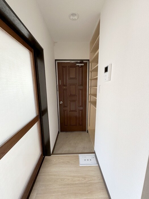 物件内観写真20　(廊下)