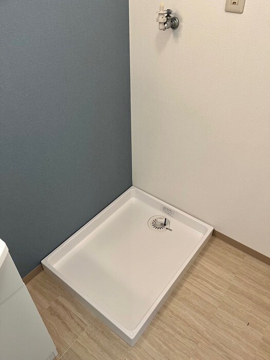 物件内観写真16　(洗濯機置場)