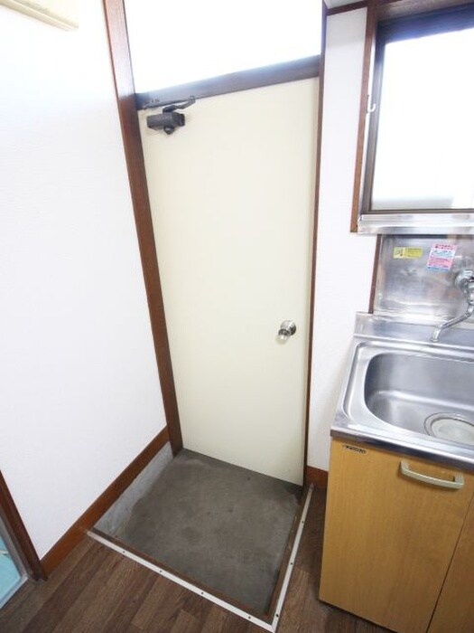 物件内観写真14　(玄関)