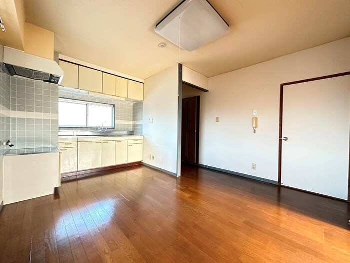 物件内観写真9　(居室)