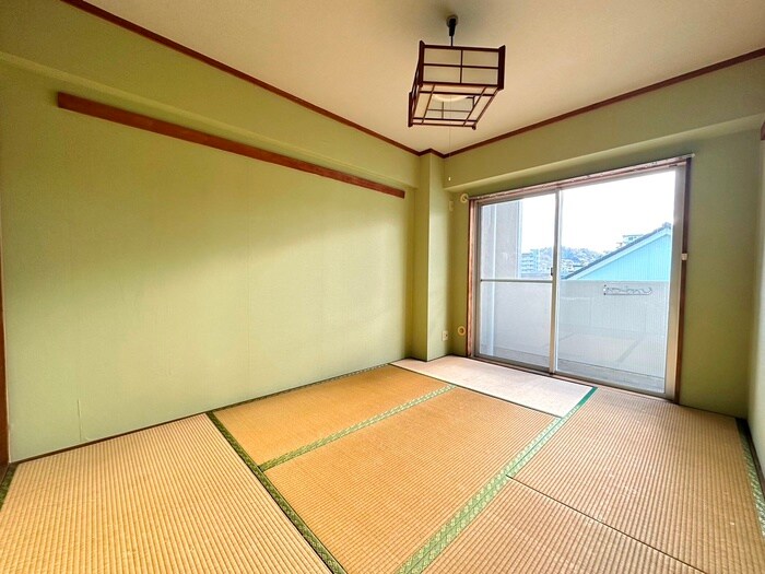 物件内観写真10　(居室)