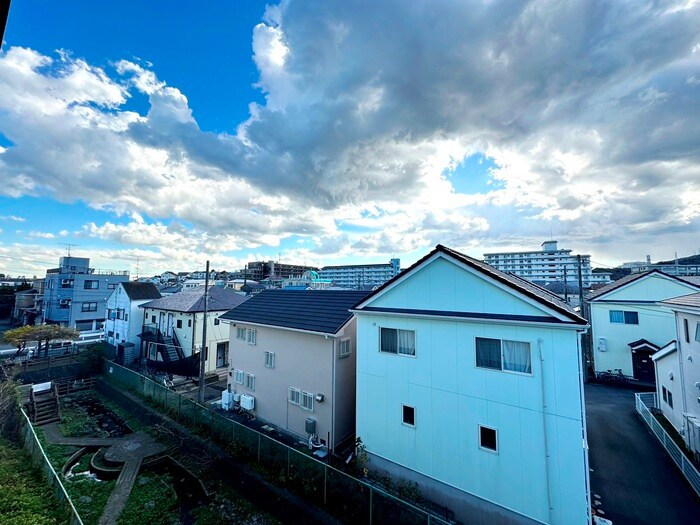 物件内観写真21　(室内からの展望)