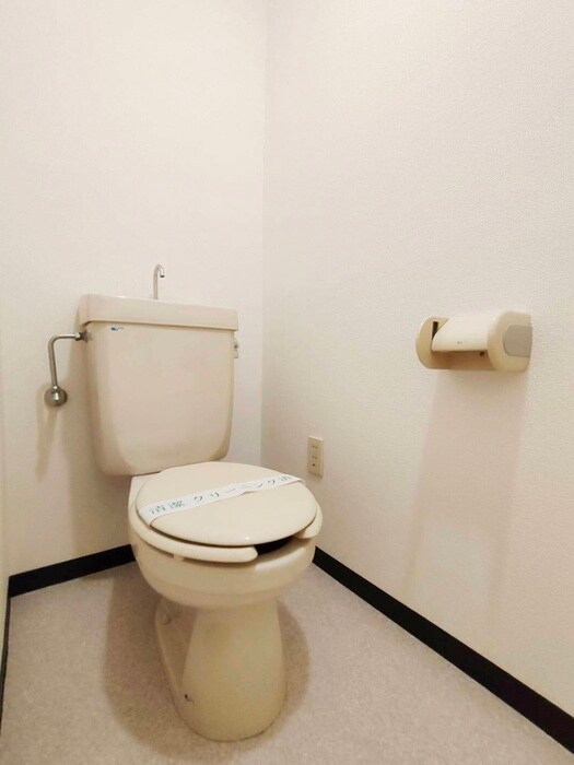 物件内観写真14　(トイレ)