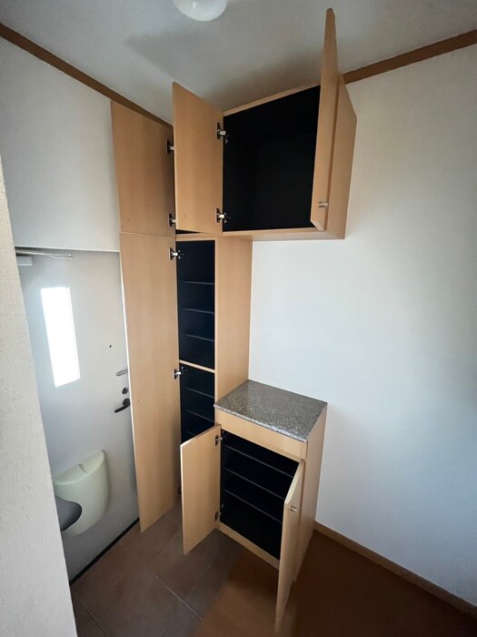 物件内観写真17　(靴箱)