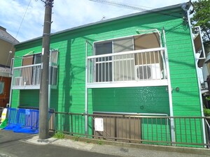 カレッジ　ハウス外観写真