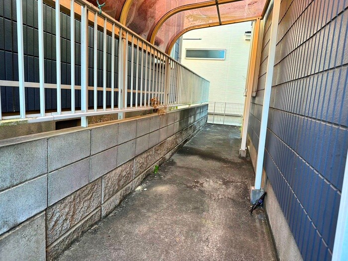 物件外観写真4　(建物設備)