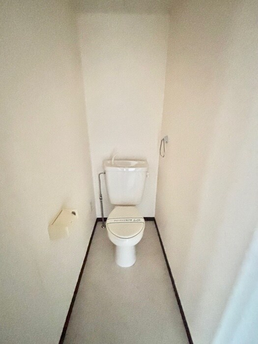 物件内観写真16　(トイレ)