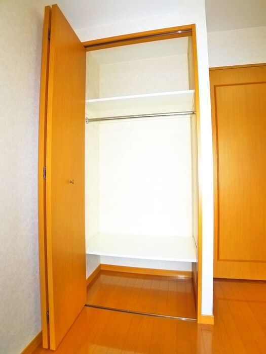 物件内観写真11　(収納)