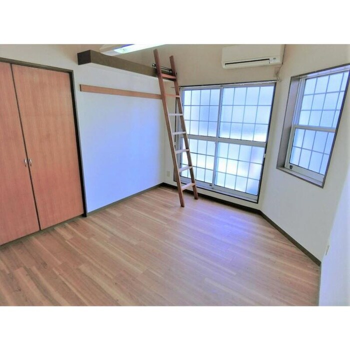 物件内観写真12　(居室)