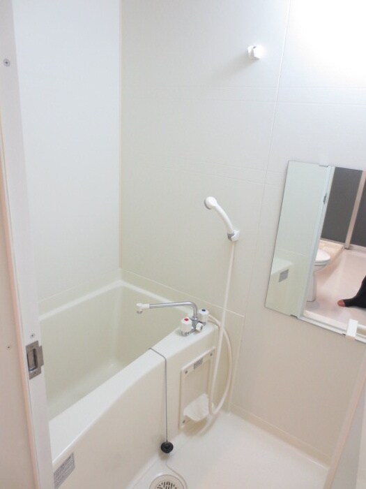 物件内観写真13　(バス／シャワールーム等)