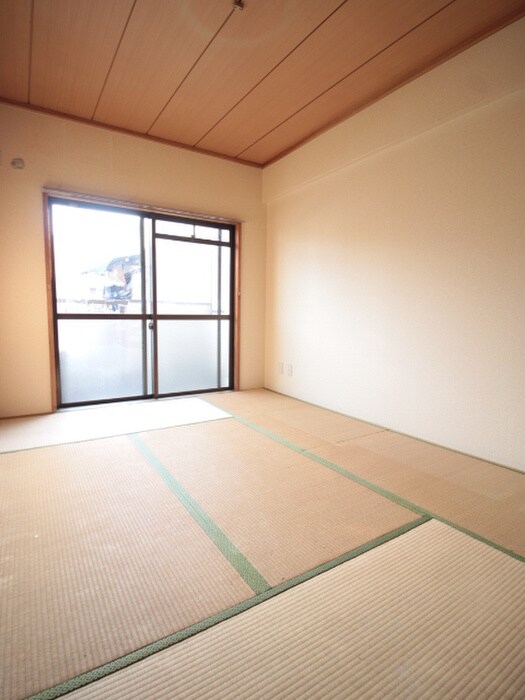 物件内観写真9　(居室)