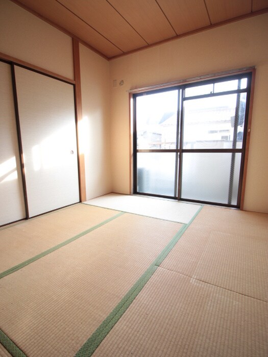 物件内観写真10　(居室)