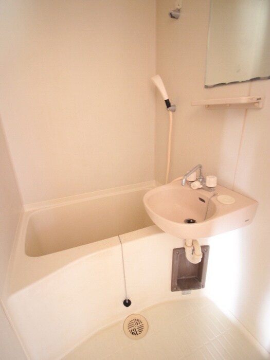 物件内観写真13　(バス／シャワールーム等)