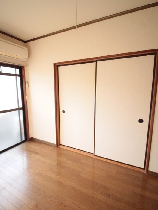 物件内観写真18　(居室)