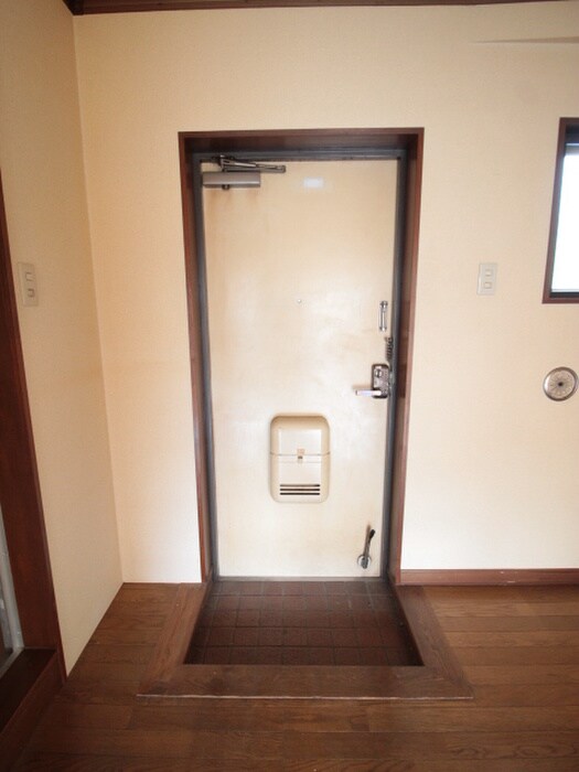 物件内観写真20　(玄関)