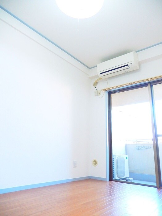 物件内観写真12　(居室)