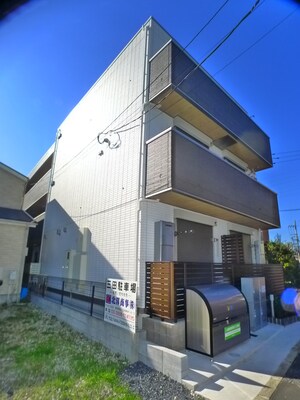 グラナーダ西新井外観写真