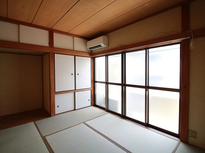 物件内観写真8　(居室)