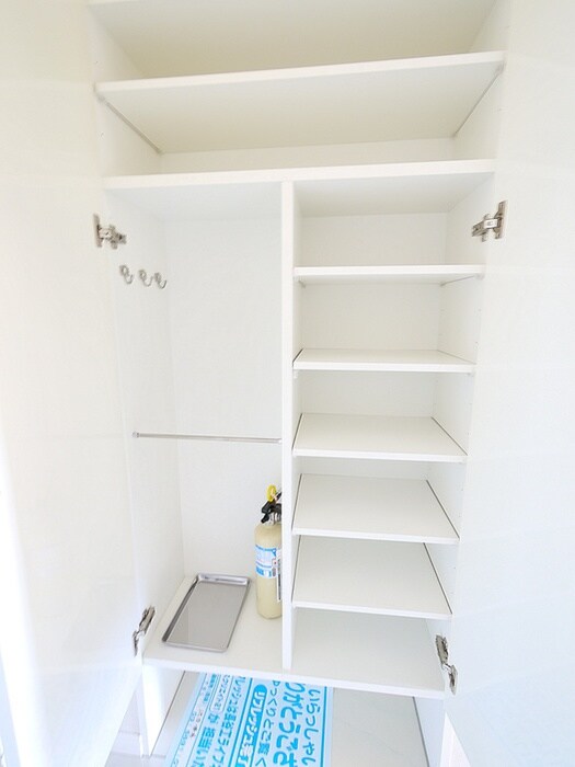 物件内観写真15　(靴箱)