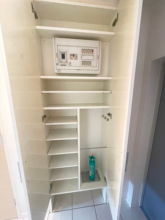 物件内観写真15　(靴箱)