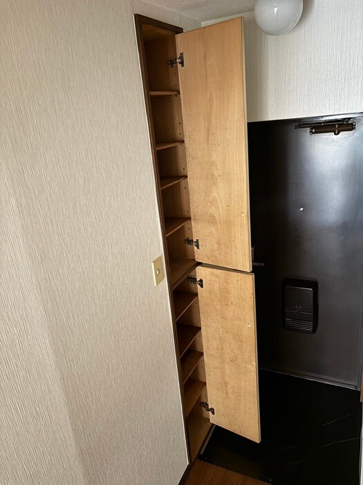 物件内観写真18　(靴箱)