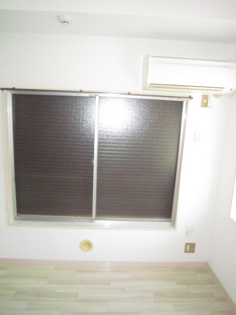 物件内観写真12　(居室)