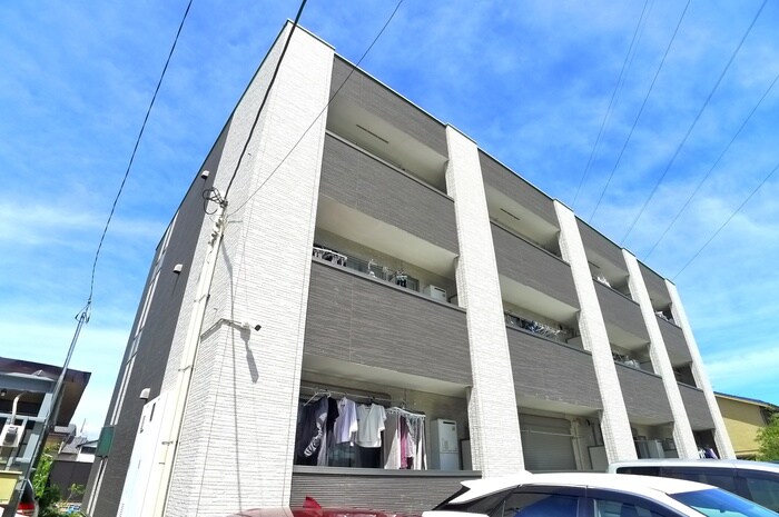 物件外観写真2　(外観写真)