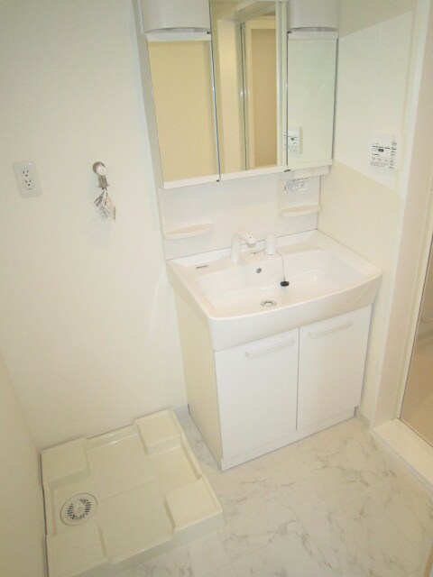 物件内観写真13　(洗面)