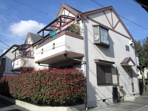 フェリ―ス外観写真