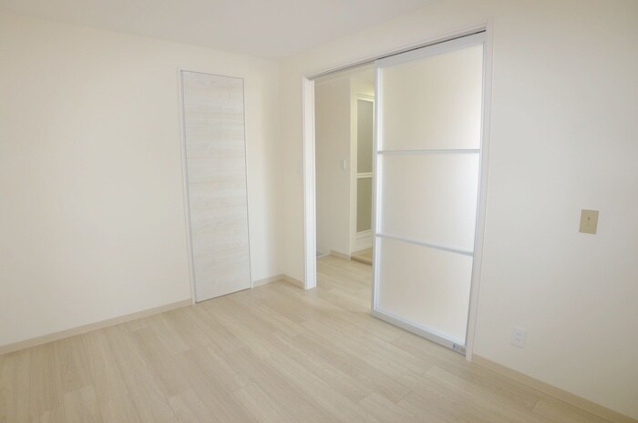 物件内観写真9　(居室)