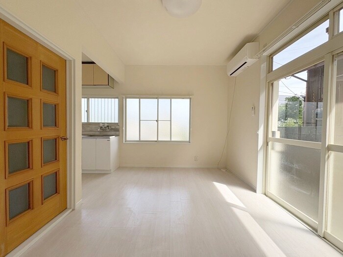 物件内観写真19　(居室)