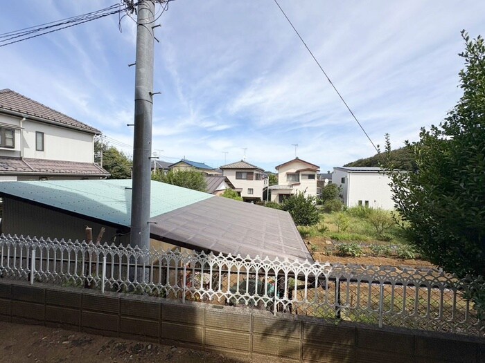 物件内観写真22　(室内からの展望)